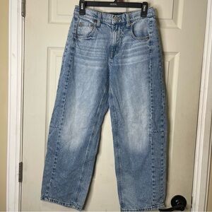 Aeropostale Womens Light Wash Barrel Jeans Sz O